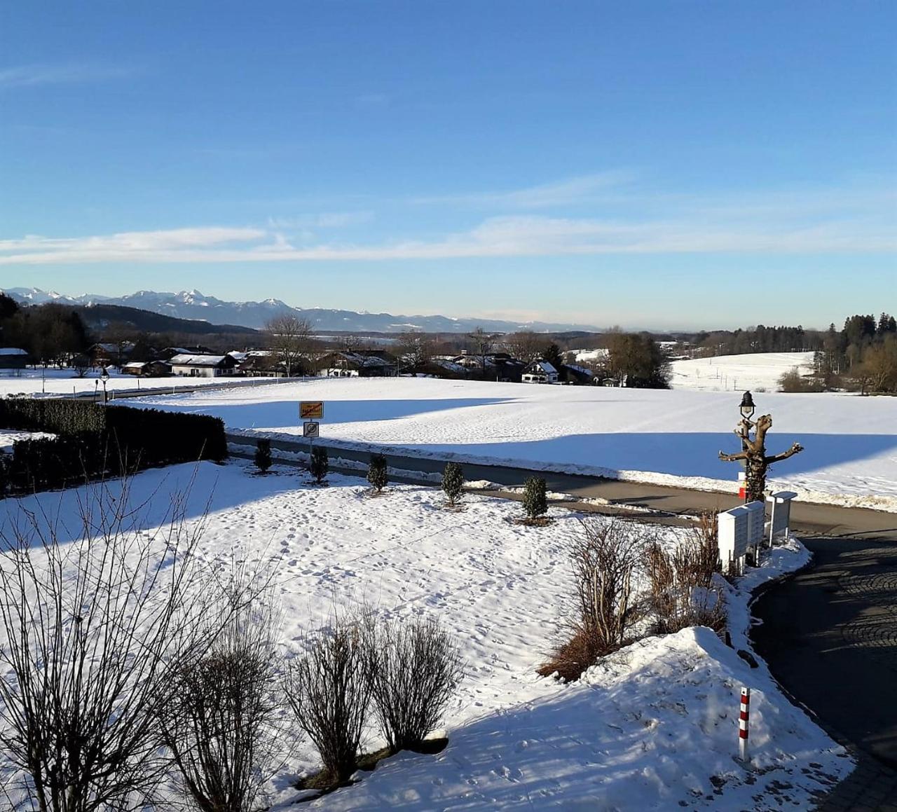 Apparthotel Garni Superior Simsseeblick Bad Endorf Esterno foto